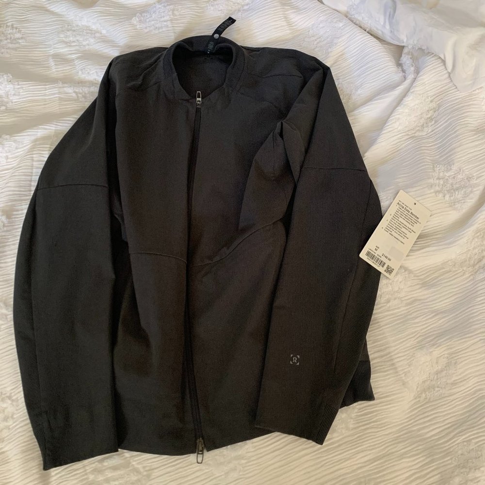 Lululemon Airing Easy Bomber Medium